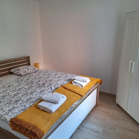 Alpska Roza Апартаменты